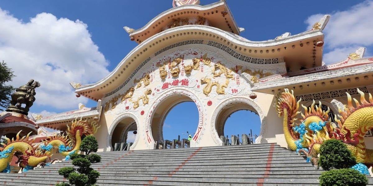 Cong-Suoi-Tien