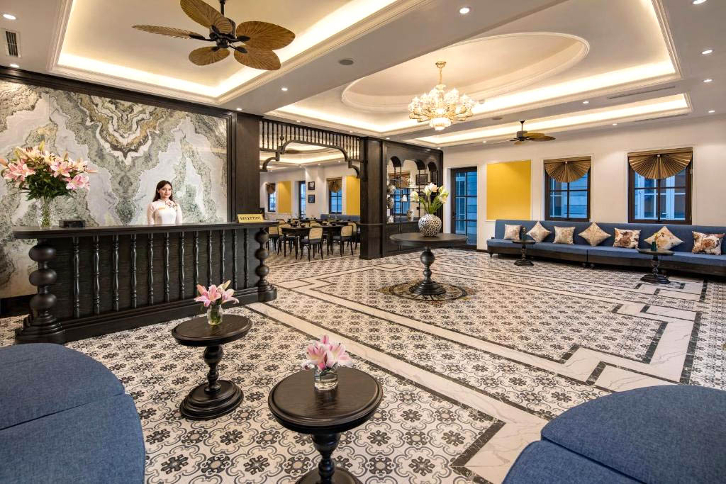 Ha-Long-Essence-Hotel
