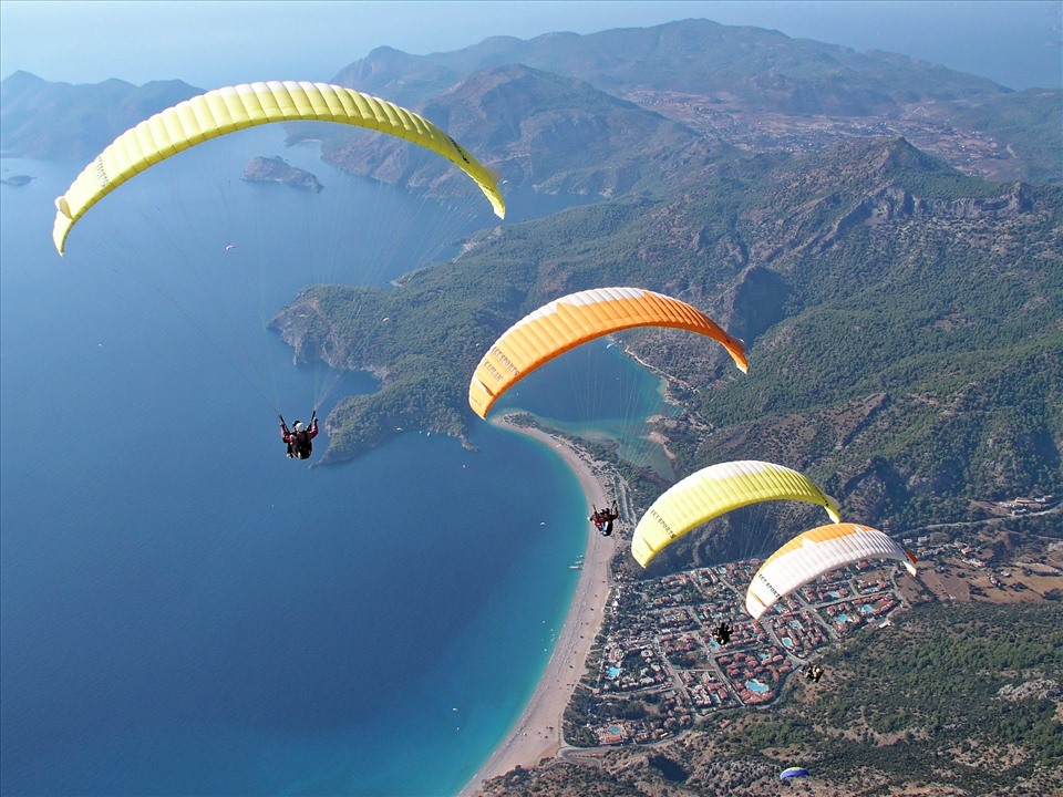 Paragliding-bay-du-luon
