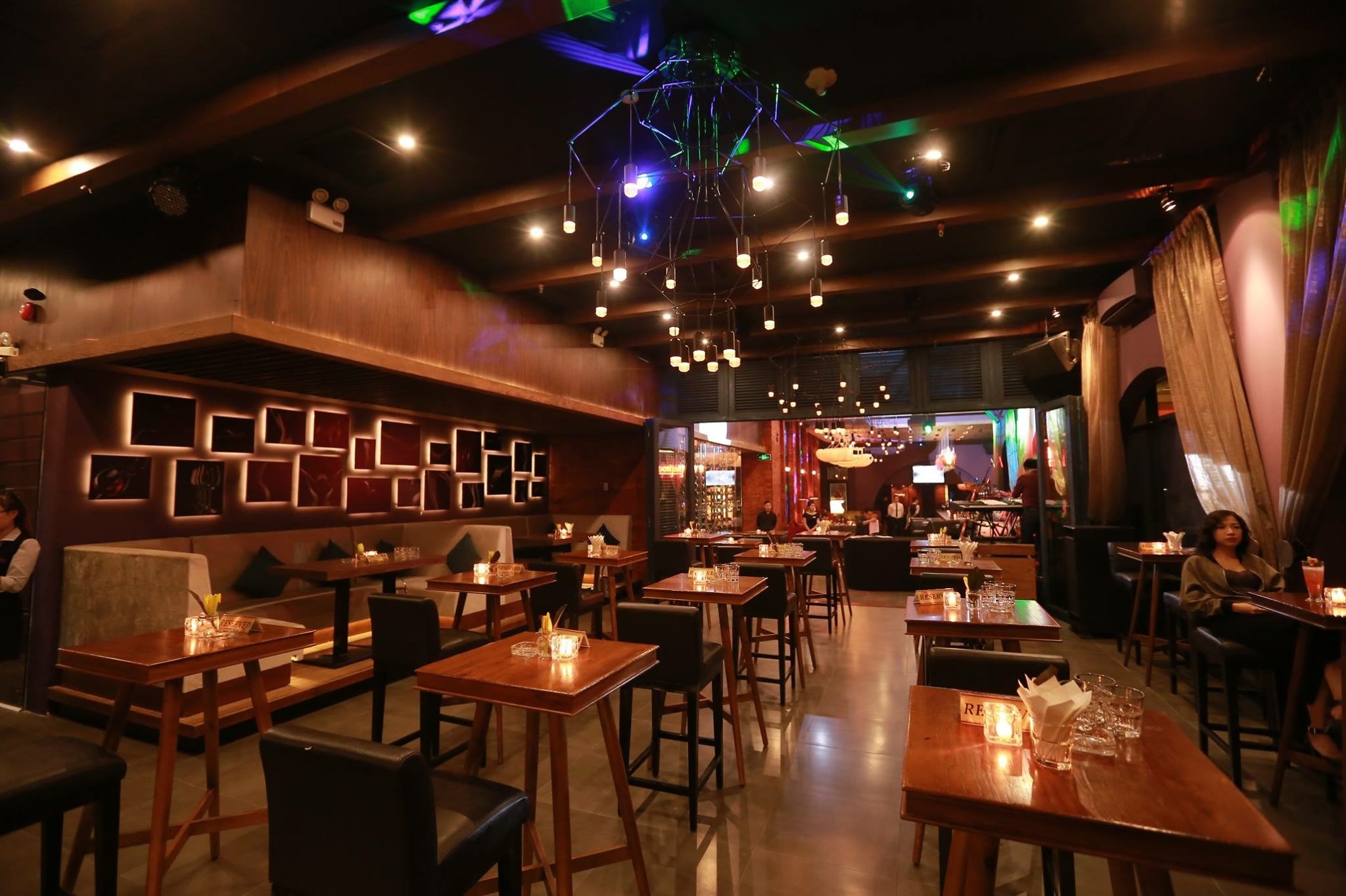 The-Rooftop-83B-Ly-Thuong-Kiet-1
