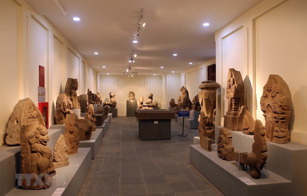 bao_tang_dieu_khac_cham_ivivu