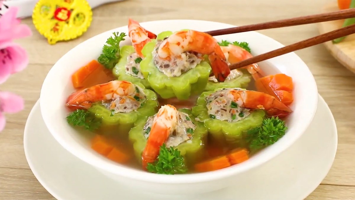 canh-kho-qua-nau-tom-tuoi