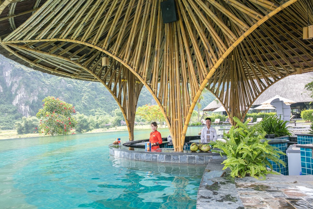 du-lich-hoa-binh-mua-thu-dong
