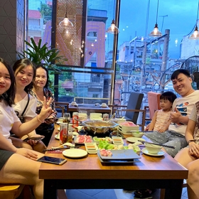 Rakuen Hotpot 