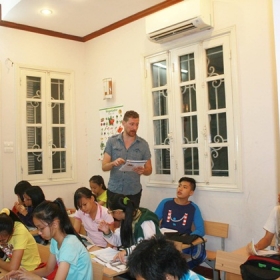 Trung Tâm Ngoại Ngữ Hili