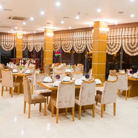 Từ Sơn Luxury Hotel