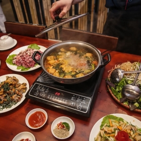 Nhà hàng 16 Cộng