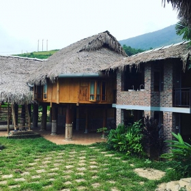Ebino Pù Luông resort