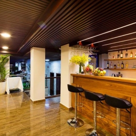 CÔNG TY TNHH HẢI YẾN BIRD - KHÁCH SẠN APUS NHA TRANG