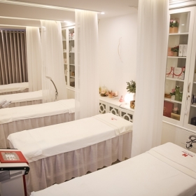 Hương Seoul Spa