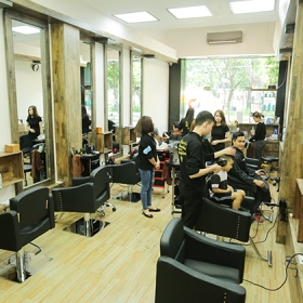 Hair Salon 99
