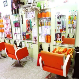 Salon Thy Nga
