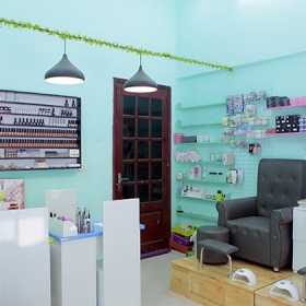 Weme Nails