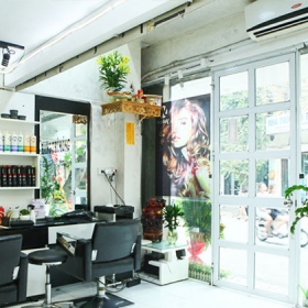 Chat Hair Salon