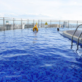 Bể bơi vô cực nước mặn The Gold Pool