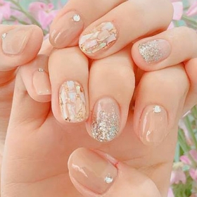 Chang Nails