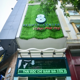 Tee 8 Beauty Center