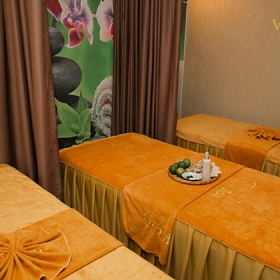 Vòm Spa