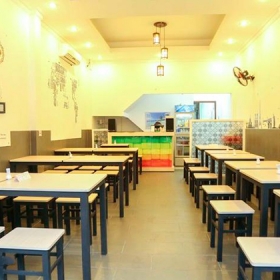 Nhà hàng Cơm gà da giòn 