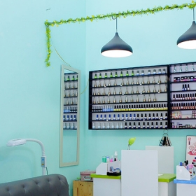 Weme Nails