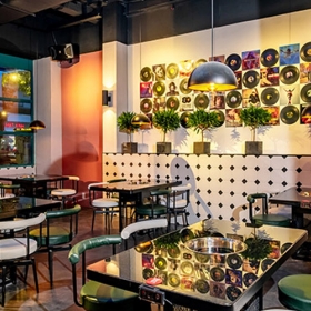 HI POT Restaurant