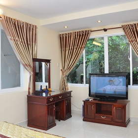Lam Sơn Deluxe Apartment 4