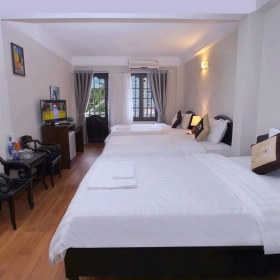 Phố Biển Hotel 
