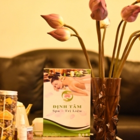 Đinh Tâm Spa - Massage trị liệu thắt lưng