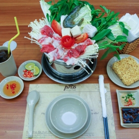 Nhà hàng Lẩu Phố
