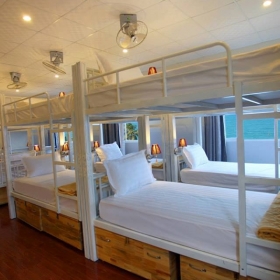Phố Biển Hotel 