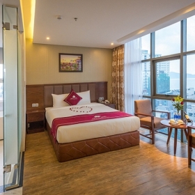 Khách sạn Crystal Đà Nẵng
