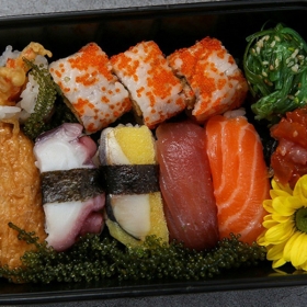 Chuẩn Hải Sản Sushi & Sashimi