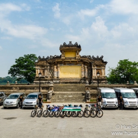 HUE SMILE TRAVEL