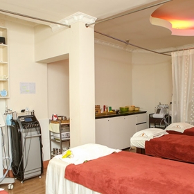 Nàng Spa & Academy