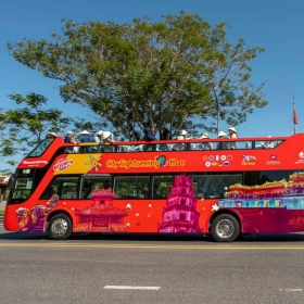 Tour City Sightseeing Ngắm cảnh Đêm 1 vòng Huế vé người lớn bao gồm Lễ Tết