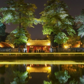 Tour Đêm Văn Miếu - Combo vé vào cửa và 1 show 3D Mapping cho khách hàng từ 1m00 đến 1m29