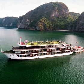 Tour du thuyền 5 sao La Casta trên vịnh Hạ Long
