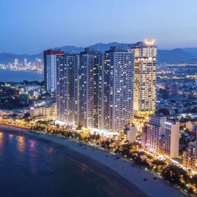Khách sạn Mường Thanh Holiday Huế