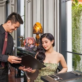 Bạch Suites Saigon