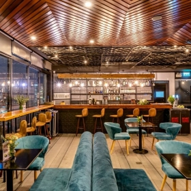 Bay Hotel Hồ Chí Minh