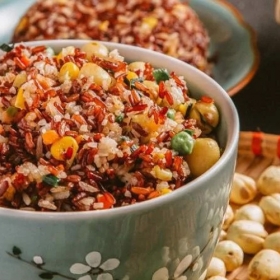 Buffet chay thanh tịnh tại Nhà hàng Buffet Chay Hương Thiền