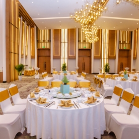 FLC Hotel
