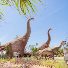 Vé vào cổng khu vui chơi Dino Park dành cho trẻ em