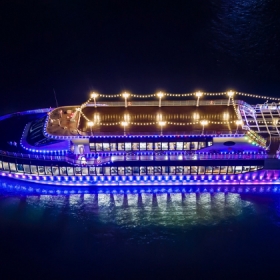  Paradise Cruise