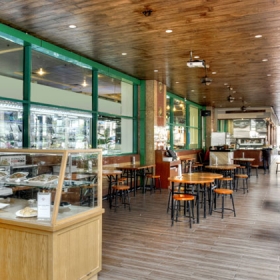 Windsor Plaza Hotel - An Đông Food Court