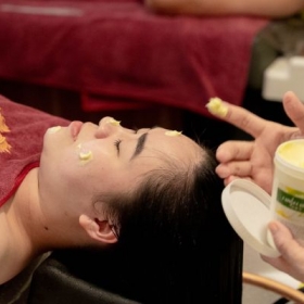 Phương Hoàng Y