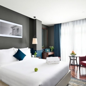 Kin Hotel Đông Du