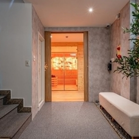 Mani Spa Limited