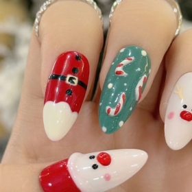 NEO Nails