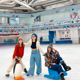 Vincom Ice Rink Royal City - Vé trượt băng đã bao gồm giày - Áp dụng từ thứ 2 đến thứ 6